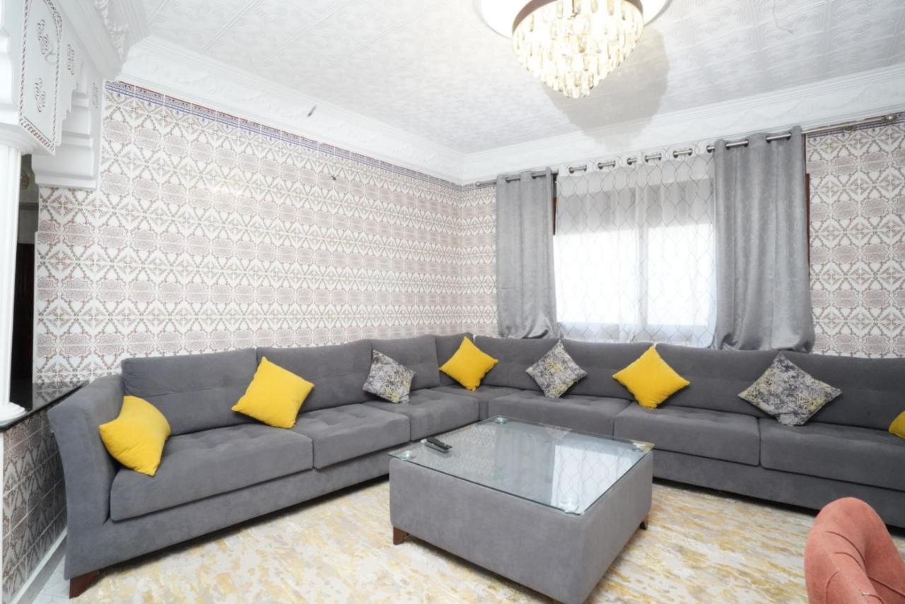 Apartment Oumnia 1 - City Center Tánger Exterior foto
